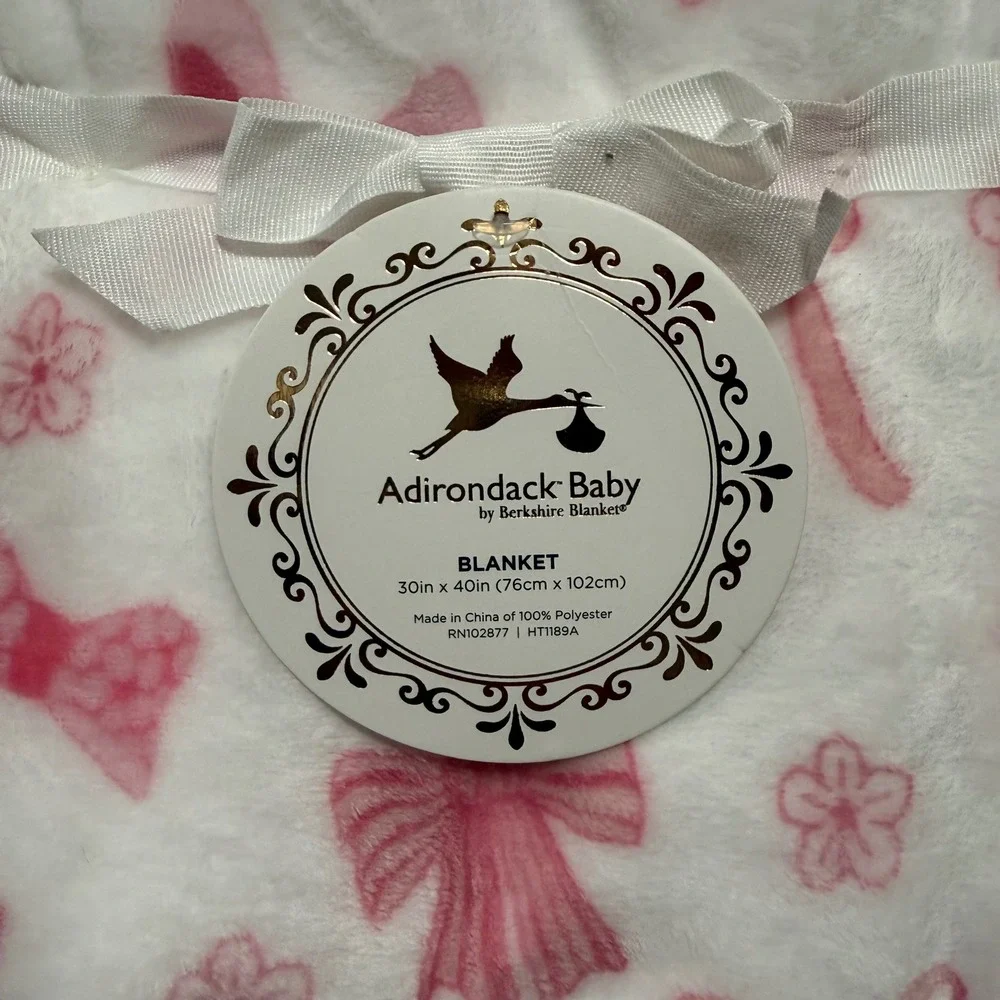 NWT‎ Adirondack Baby Lot of 2 Blankets 30 x 40 Pink Bows Blue Dinosaurs